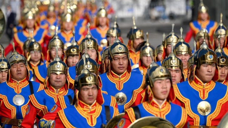Vojnici u uniformi u bojama nacionalne zastave