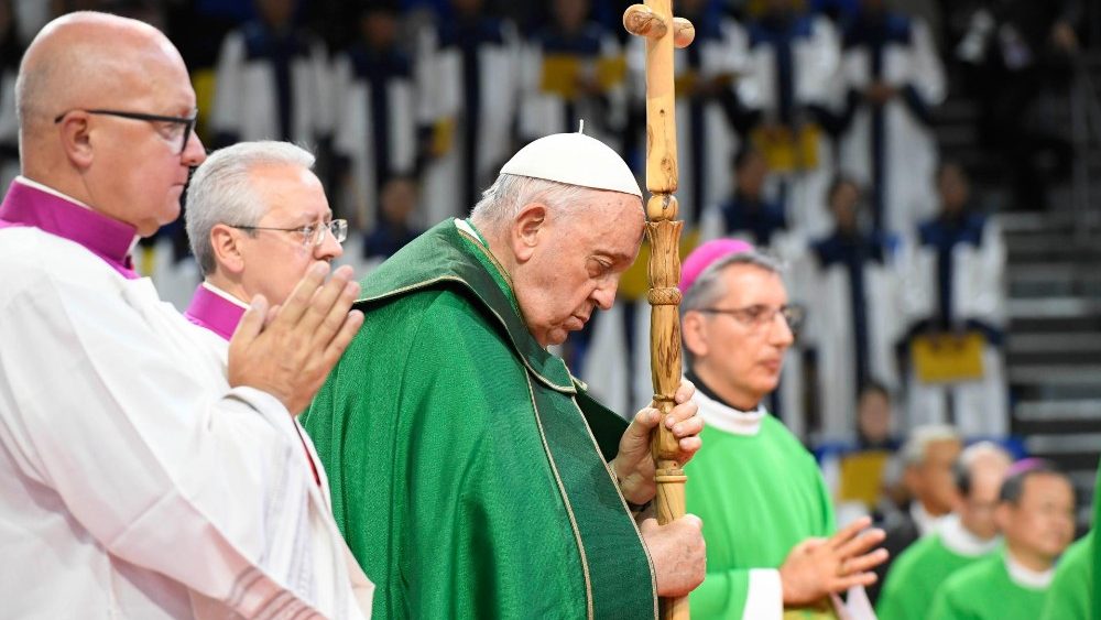 Святая Імша на Стэпавай арэне ва Улан-Батары