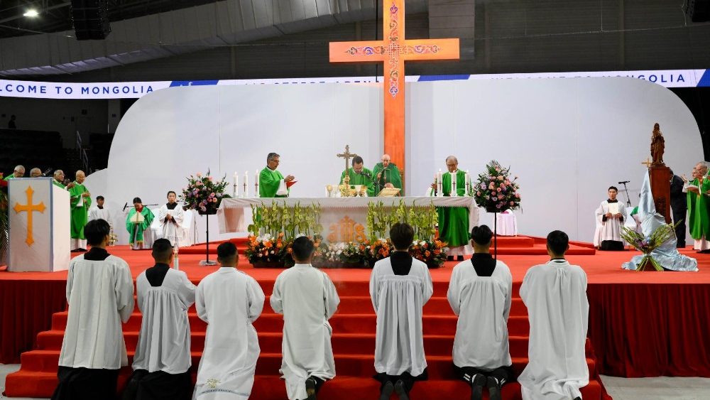Святая Імша на Стэпавай арэне ва Улан-Батары