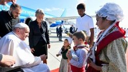 Převítání na letišti v Marseille