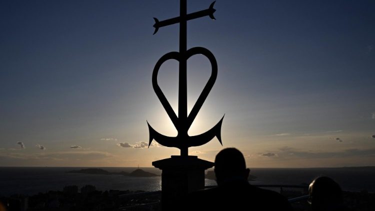 Marseille: Die Stele zum Gedenken an Seeleute und Migranten, die auf See ihr Leben verloren haben