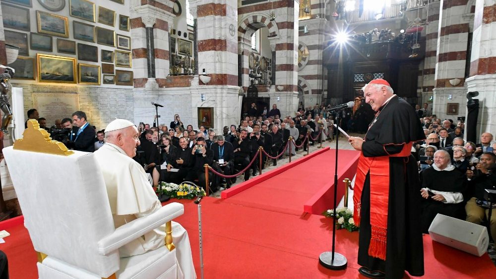 Popiežius Sargybos Dievo Motinos –  „Notre Dame de la Garde“ bazilikoje