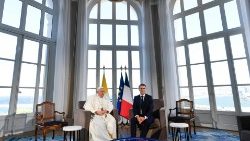 L'incontro del Papa con il presidente della Repubblica francese, Emmanuel Macron