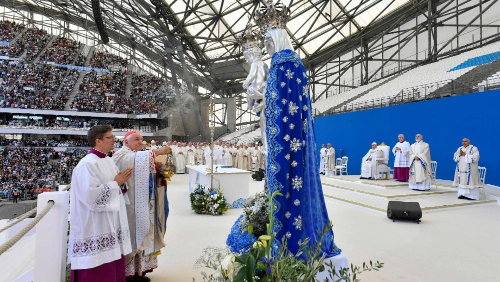 Šv. Mišios Marselio stadione