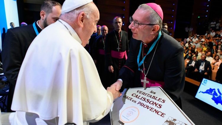 Sveti Otac pozdravlja biskupe