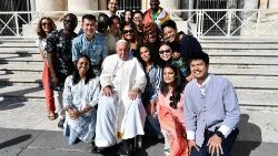 Participants training programme with Pope Francis at the General Audience