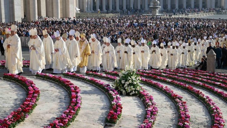 Santa Missa com os novos cardeais e abertura da Assembleia Geral Ordinária dos Bispos, em 04/10/2023 
