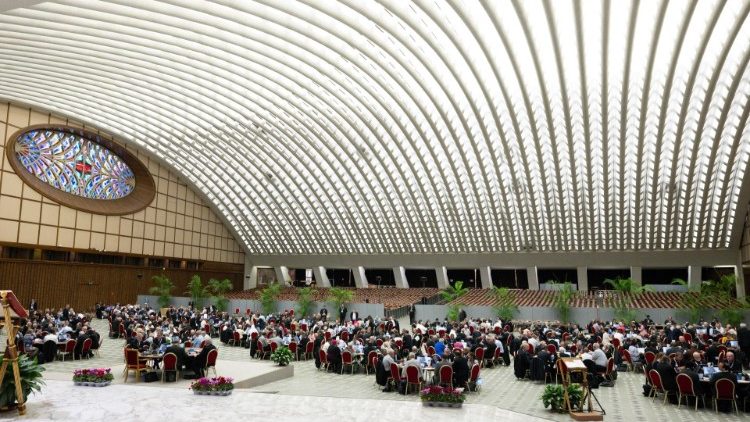 Sala Paulo VI  - Sínodo