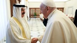 L'incontro tra il Papa e il re del Bahrein Hamad bin Isa Al Khalifa