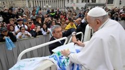 Papież na audiencji środowej