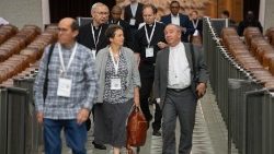 2023.10.19 Sinodo dei Vescovi - Circoli Minori