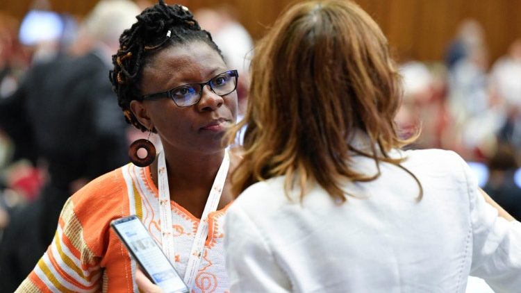 Ze synodn&iacute; auly