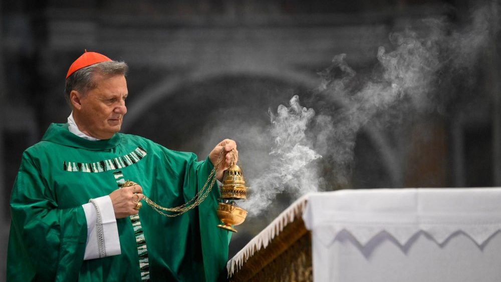 Святая Імша на закрыццё першай сесіі Сінода аб сінадальнасці