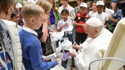 Franziskus am 6. November bei einem Kindertreffen im Vatikan