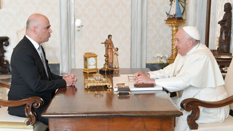 Le Pape et le président  de la Confédération suisse