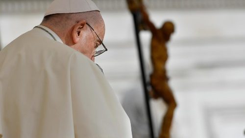 Papst trifft Angehörige von Hamas-Geiseln und Palästinenserfamilien