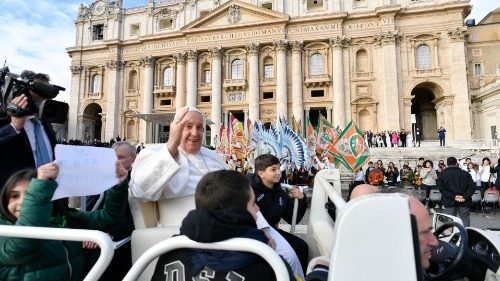 Papež med splošno avdienco: Evangelij ni samo zame, ampak je za vse