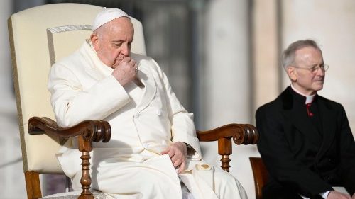 Pope Francis: Pray for immense suffering of people in Holy Land