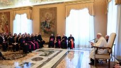 Papst Franziskus bei der Audienz für Kapläne und Hochschulseelsorger an diesem Freitag im Vatikan