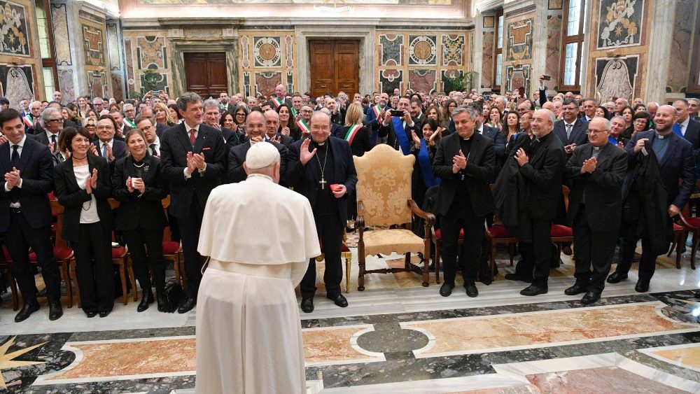 Аўдыенцыя для прадстаўнікоў насельніцтва і ўлад Цэнтральнай Італіі