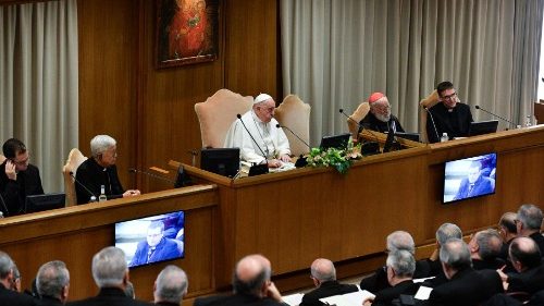 البابا يطلق مجموعات دراسية حول المواضيع المنبثقة عن السينودس