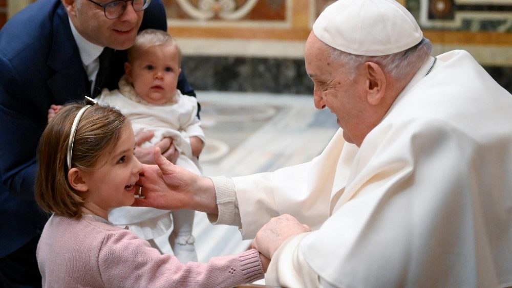 Падчас аўдыенцыі для ўдзельнікаў і арганізатараў ватыканскага Канцэрта для бедных