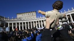 No III Domingo do Advento são abençoados os "Bambinelli" que serão colocados nos Presépios