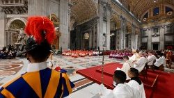 Hálaadó vesperás ima a Szent Péter bazilikában az év utolsó napján  