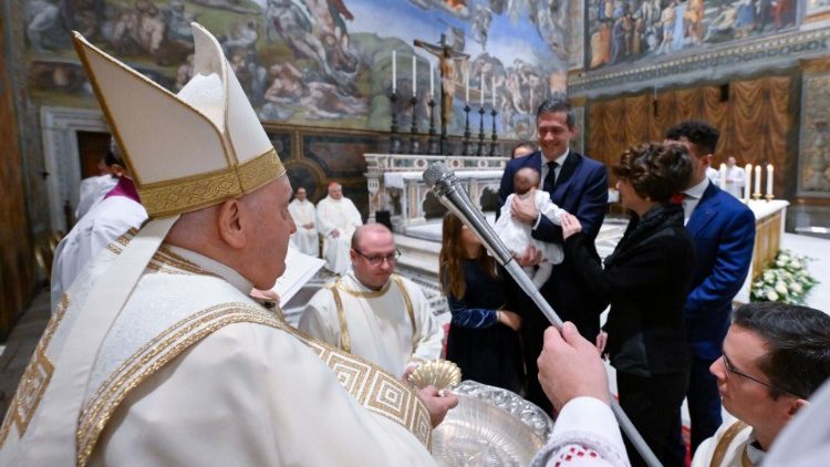 Kwa Ubatizo waamini wanazaliwa upya kwa maji na Roho Mtakatifu