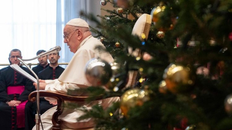 Il Papa durante il discorso al Corpo Diplomatico accreditato presso la Santa Sede