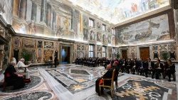 Audiencia del Papa a los participantes en la "Toniolo Young Professional Association"