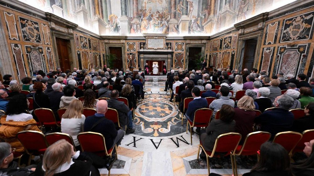 O Papa recebe Delegação da Diocese de Belluno-Feltre, no 60º aniversário do desastre do Vajont (Vatican Media)