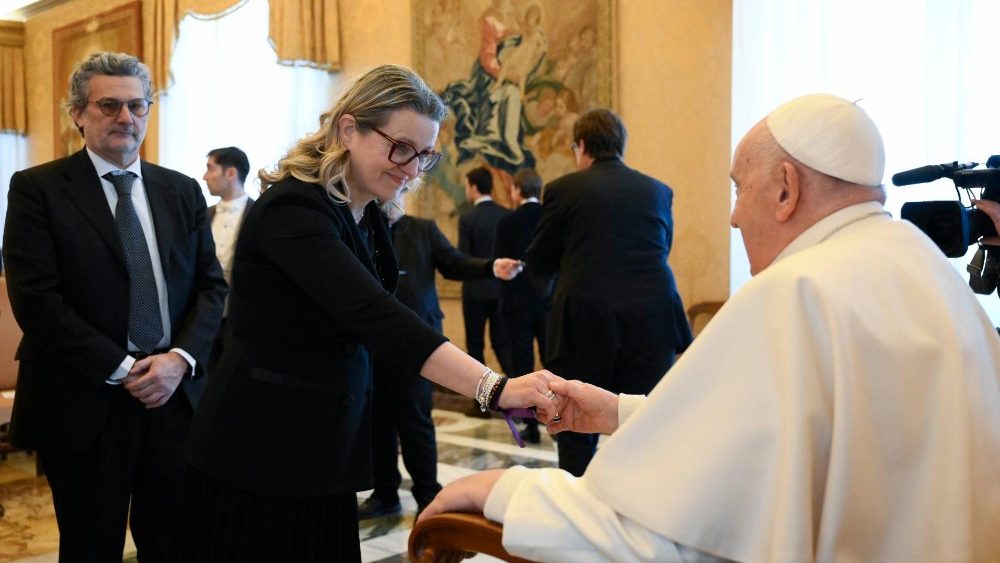 Аўдыенцыя для ўдзельнікаў канферэнцыі, арганізаванай Vinitaly