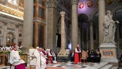 Papst Franziskus beim ökumenischen Abendgebet in Rom