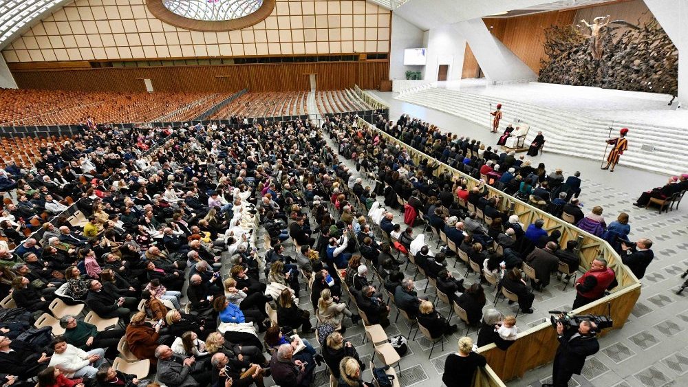 Францішак на аўдыенцыі з супрацоўнікамі тэлеканала TV 2000 і радыёстанцыі inBlu2000