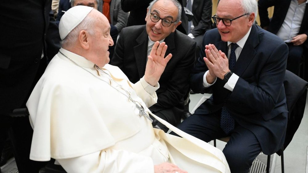 Францішак на аўдыенцыі з супрацоўнікамі тэлеканала TV 2000 і радыёстанцыі inBlu2000