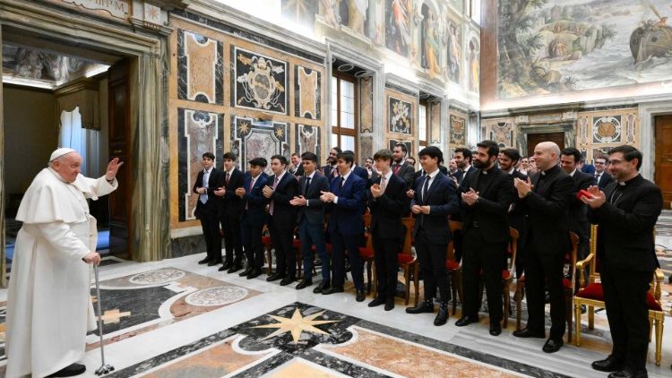 Audiencia en la Sala Clementina
