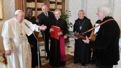 Pope Francis receives in audience members of the "Diakonia of Beauty" Association