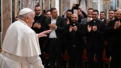 L'incontro di Papa Francesco con la comunità del Seminario arcivescovile di Napoli