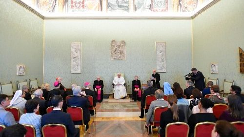 El Papa: No debe suceder que las víctimas de abusos no sean acogidas y escuchadas