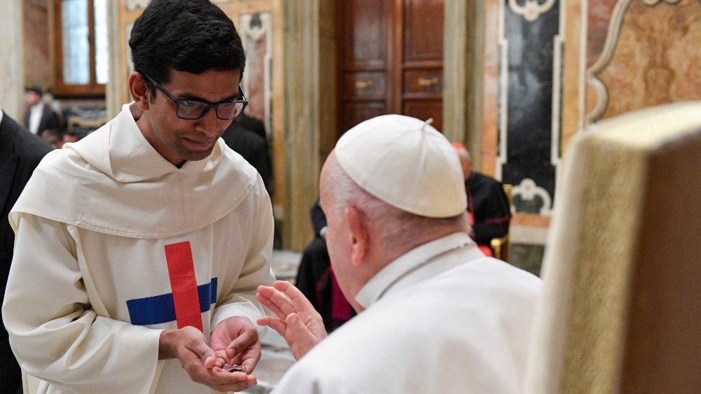 Падчас аўдыенцыі для ўдзельнікам ватыканскага курса для спаведнікоў 