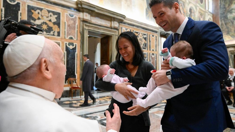 Папская аўдыенцыя з прадстаўнікамі дабрачыннага Фонду біскупа Каміла Фарэзіна