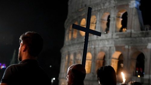 Ferenc pápa: a Via Crucis az együttérzés útja a világ ítéletei és erőszaka közepette