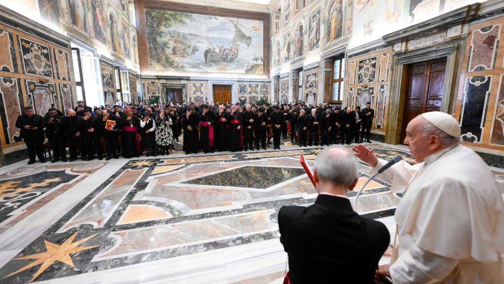 Papa Francisco em audiência as comunidades dos Colégios Pio Brasileiro, Pio Latino-Americano e Mexicano