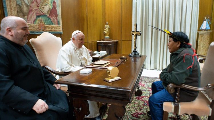 O líder Yanomami pediu ao Papa Francisco ajuda para combater o garimpo ilegal