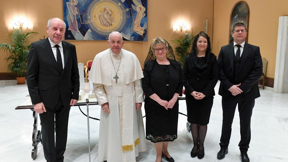 O Pontífice recebeu o presidente Tamas Sulyok na manhã desta quinta (25)