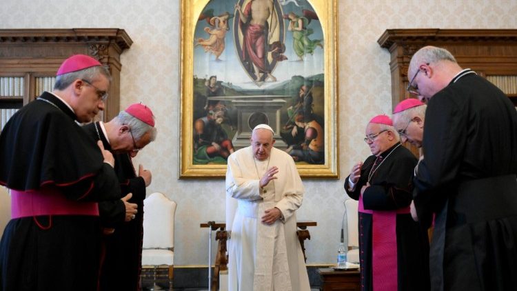 I vescovi della Basilicata in visita ad Limina