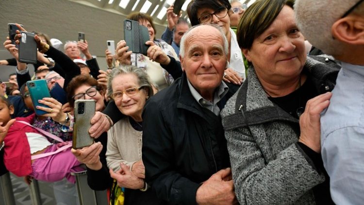 വത്തിക്കാനിൽ സംഘടിപ്പിച്ച വയോജന ദിനത്തിൽ നിന്നും (ഫയൽ ചിത്രം)