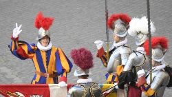 Ceremonia depunerii jurământului din partea Gărzilor Elvețiene.