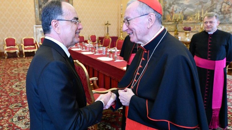 A audiência com o cardeal Parolin